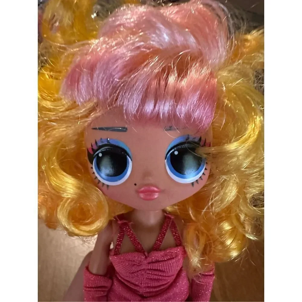 LOL Surprise OMG Movie Magic Studios 9 inch Fashion Doll Used